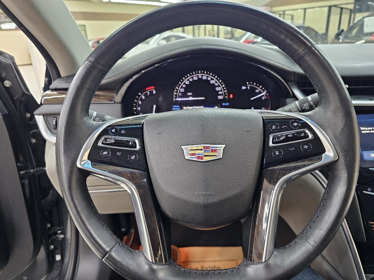 Cadillac XTS Luxury FWD 2017