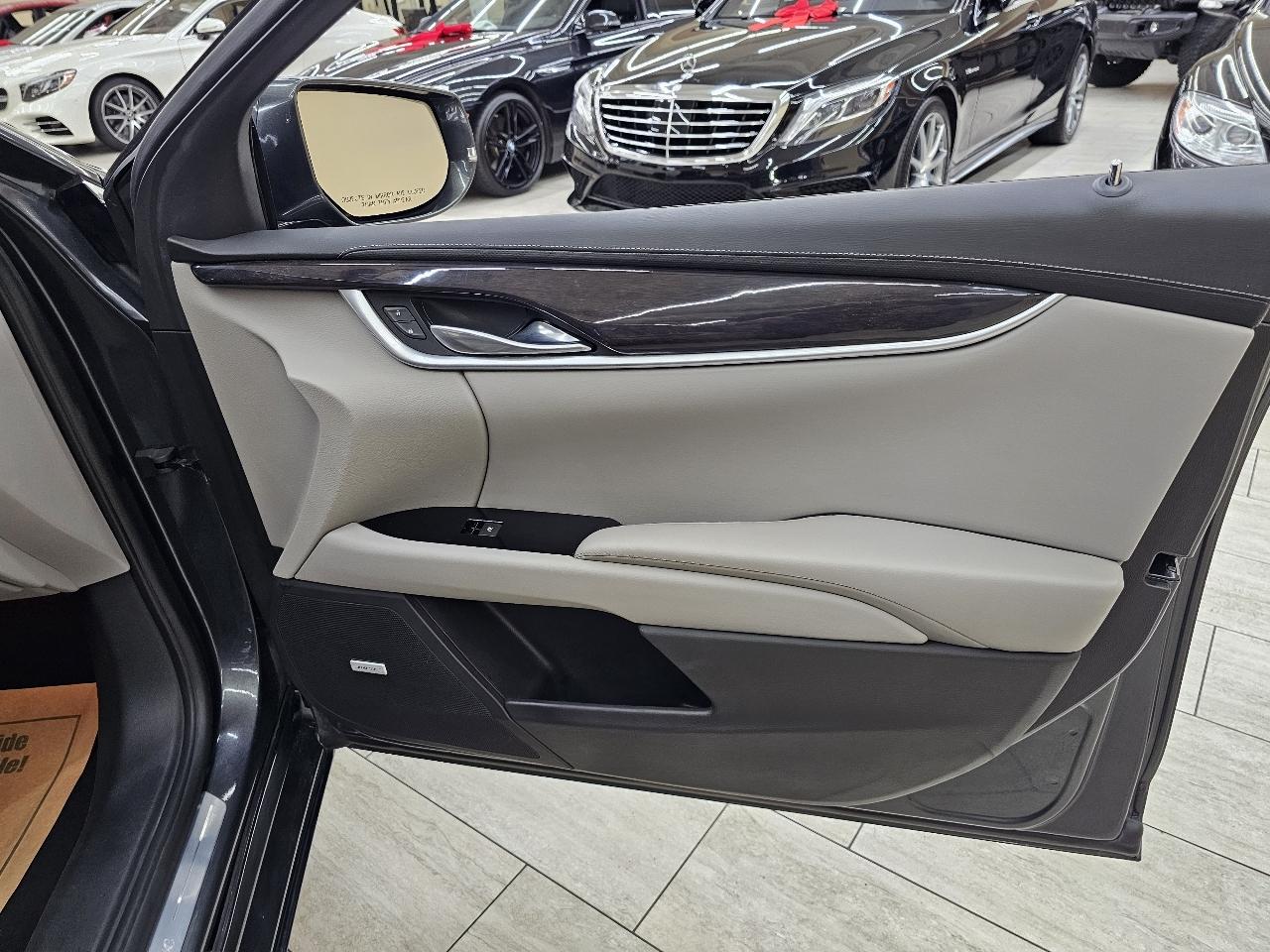 Cadillac XTS Luxury FWD 2017