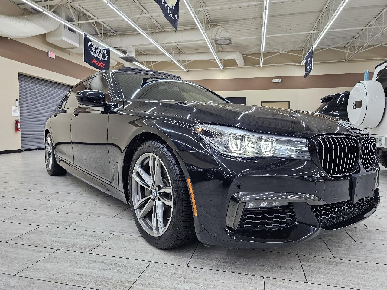 BMW 7-Series 740i 2019