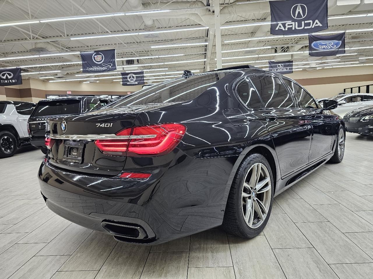 BMW 7-Series 740i 2019