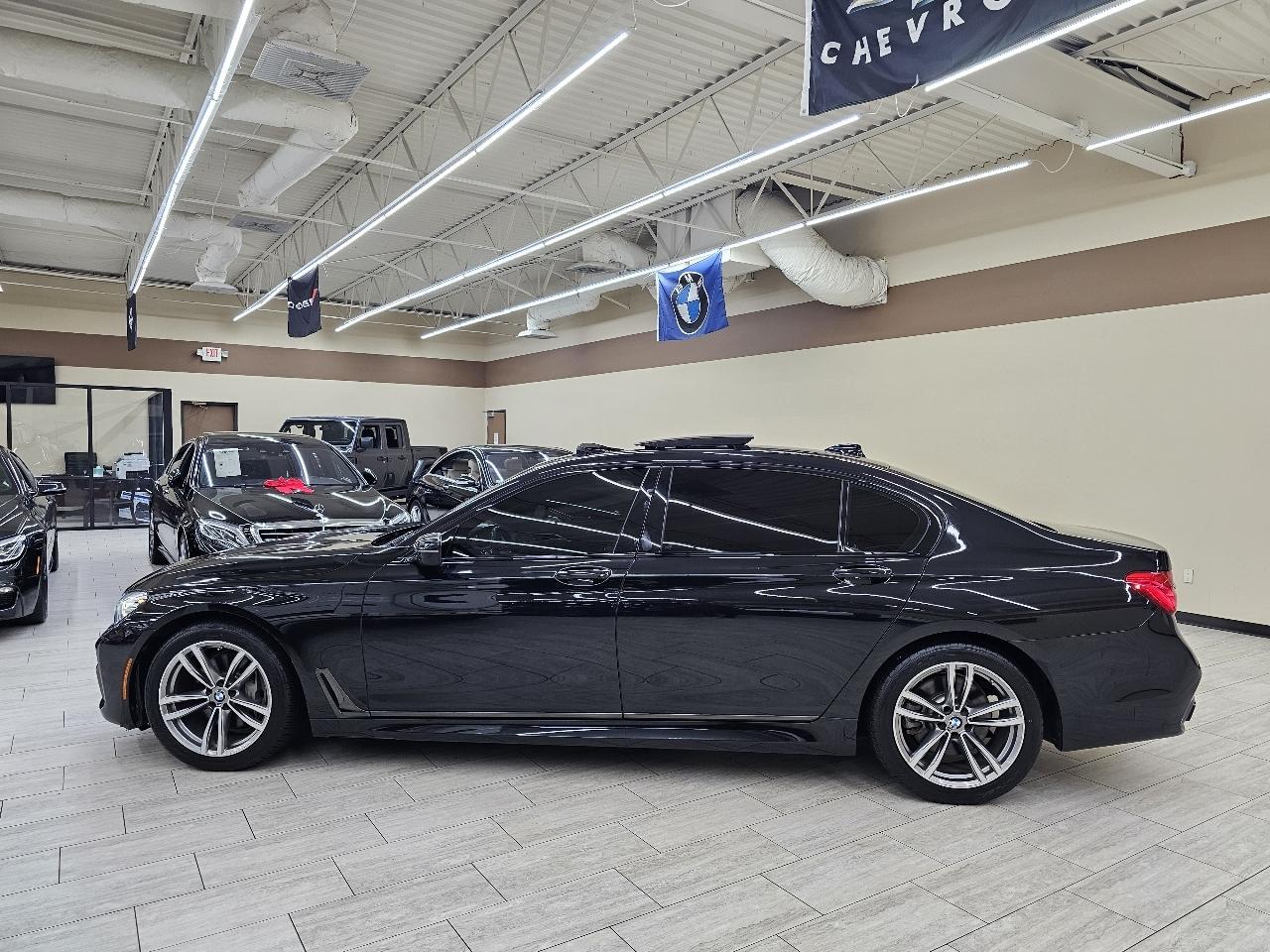 BMW 7-Series 740i 2019