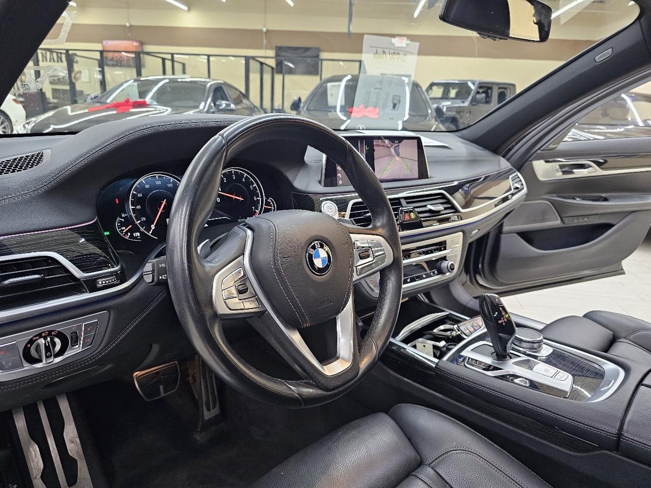 BMW 7-Series 740i 2019