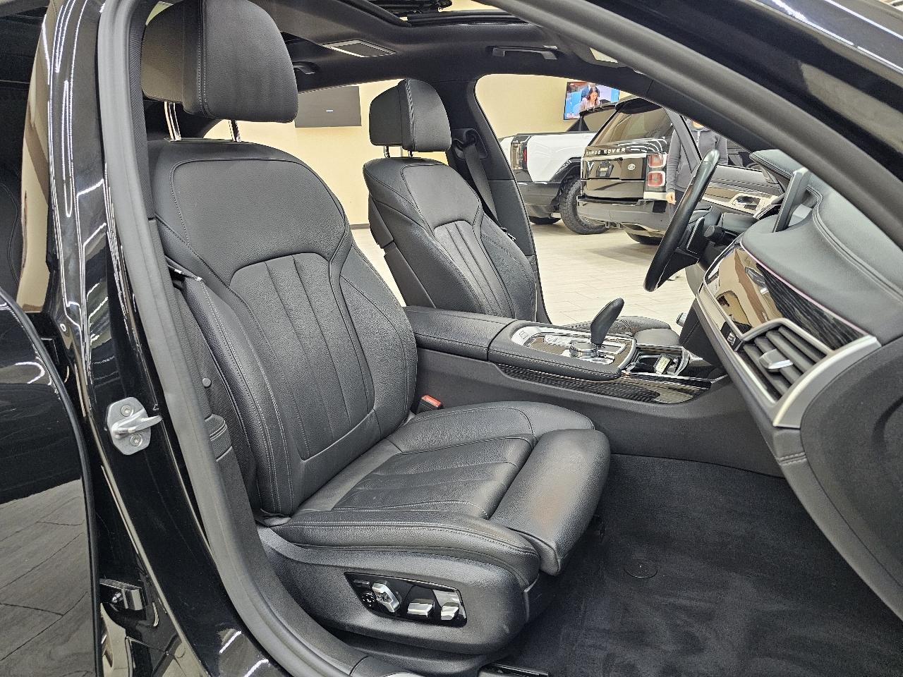BMW 7-Series 740i 2019