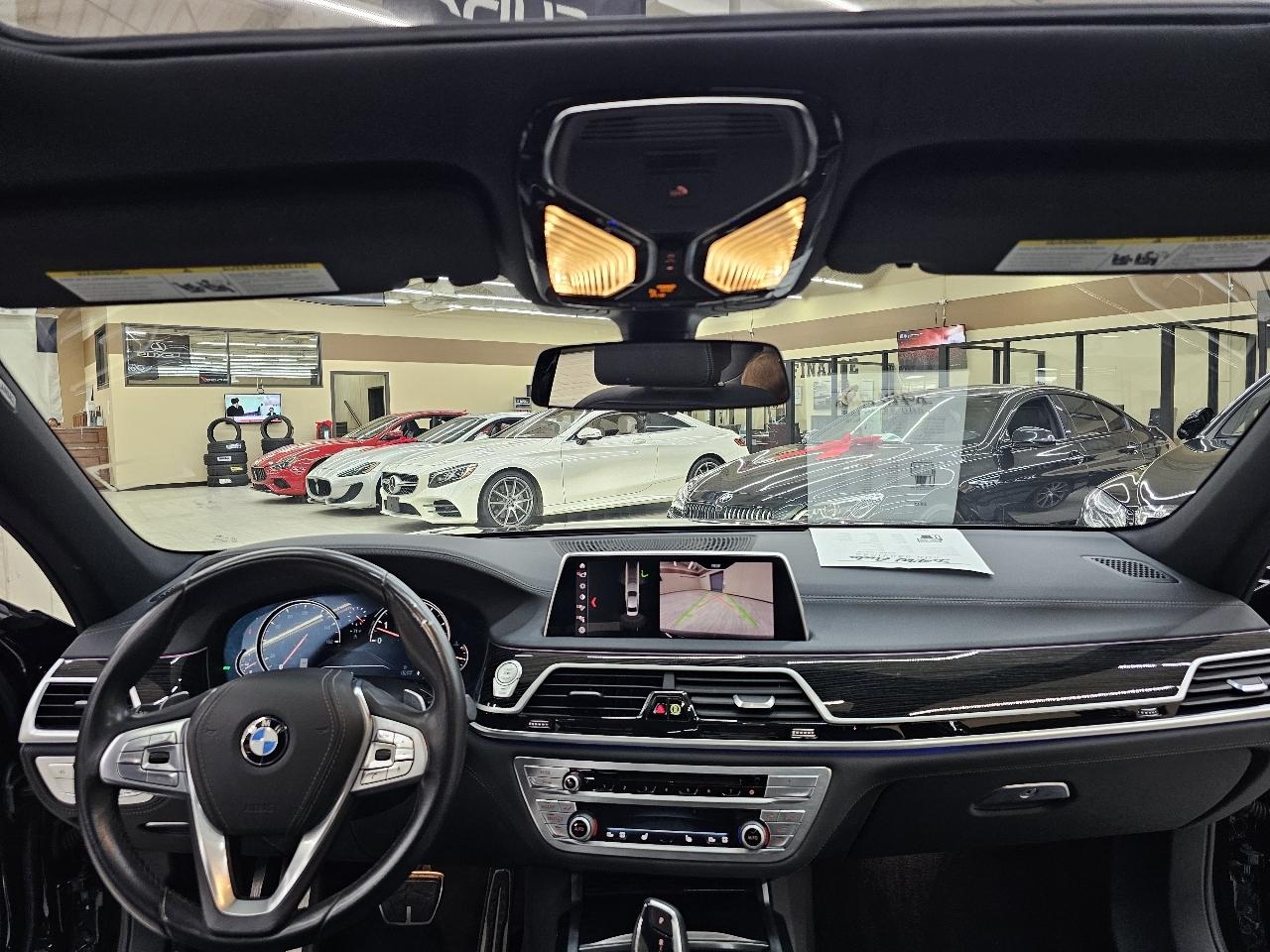 BMW 7-Series 740i 2019