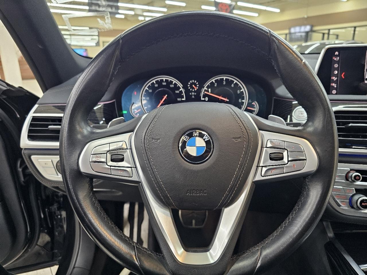 BMW 7-Series 740i 2019