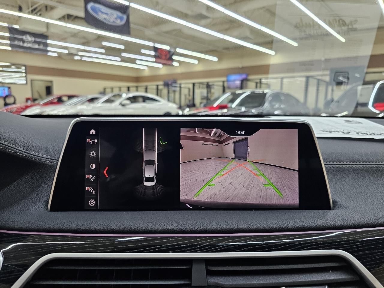 BMW 7-Series 740i 2019