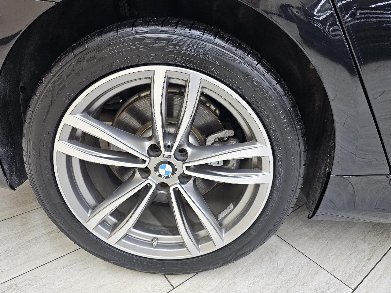 BMW 7-Series 740i 2019