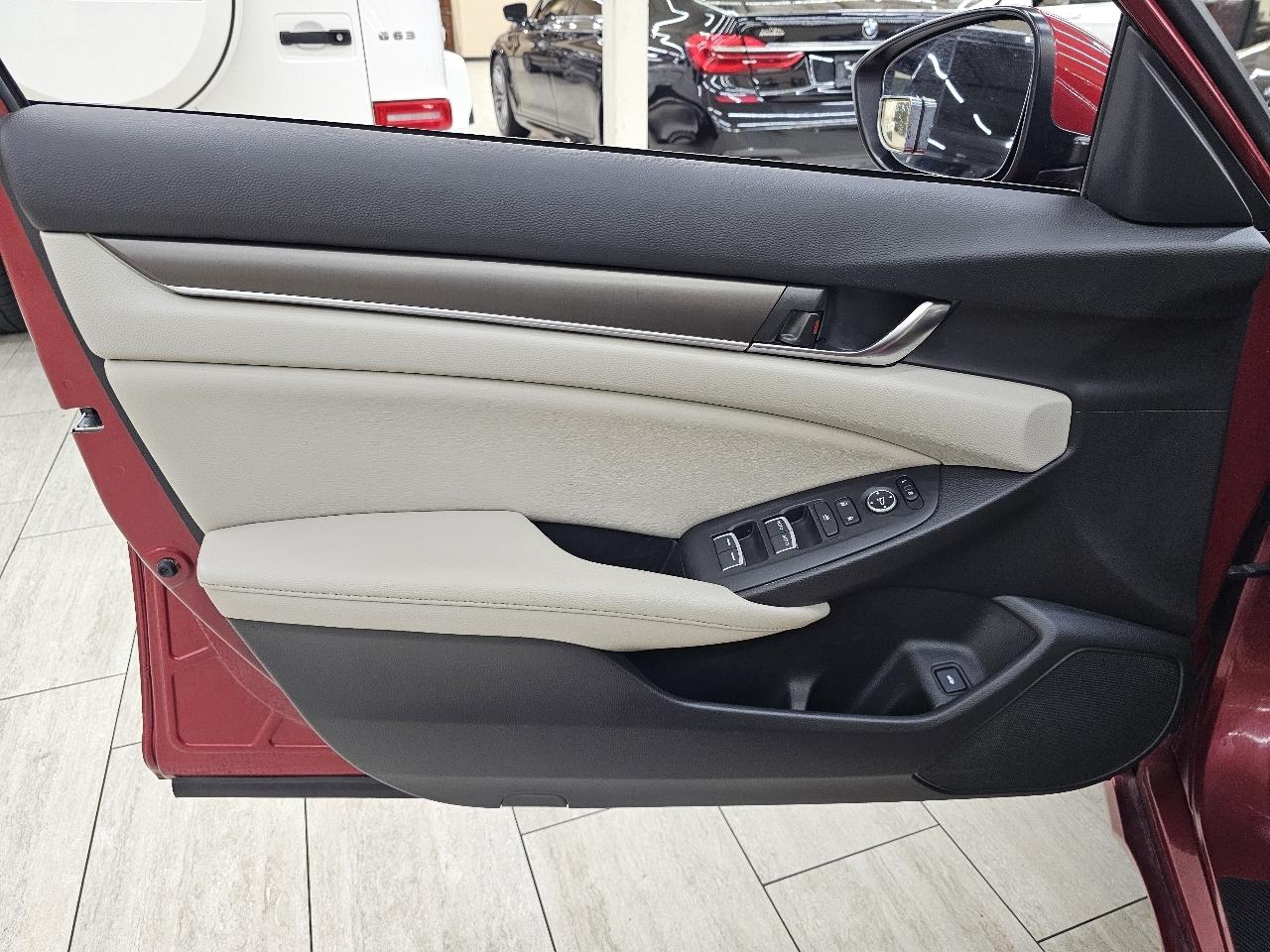 Honda Accord  2019
