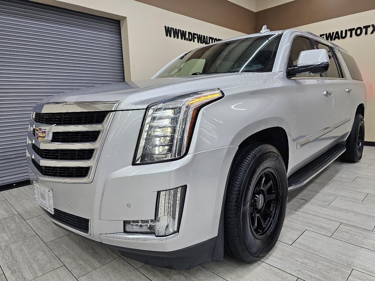 Cadillac Escalade ESV Luxury 4WD 2015