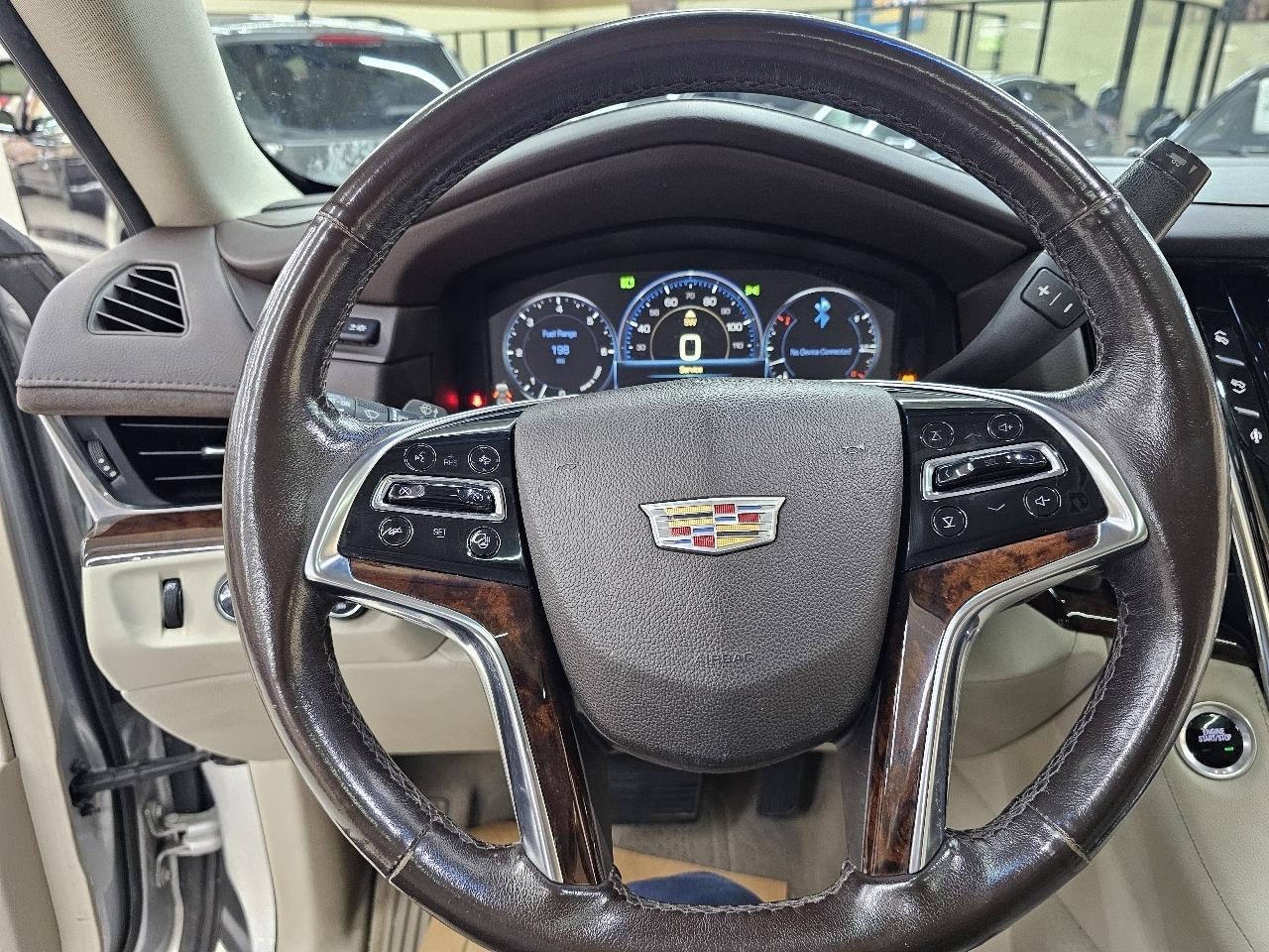 Cadillac Escalade ESV Luxury 4WD 2015