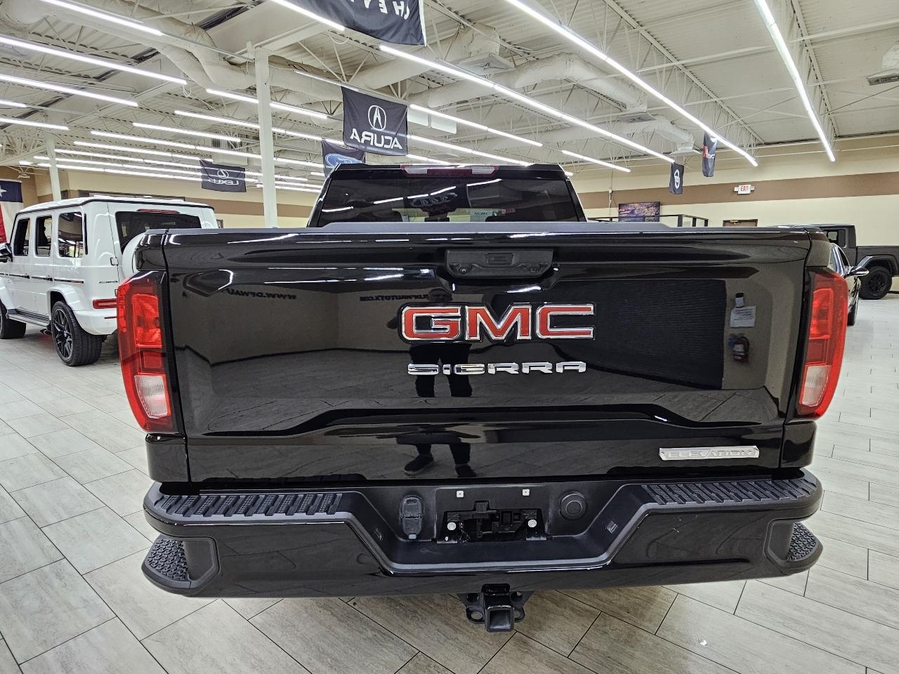 GMC Sierra 1500 Elevation Crew Cab 2WD 2023