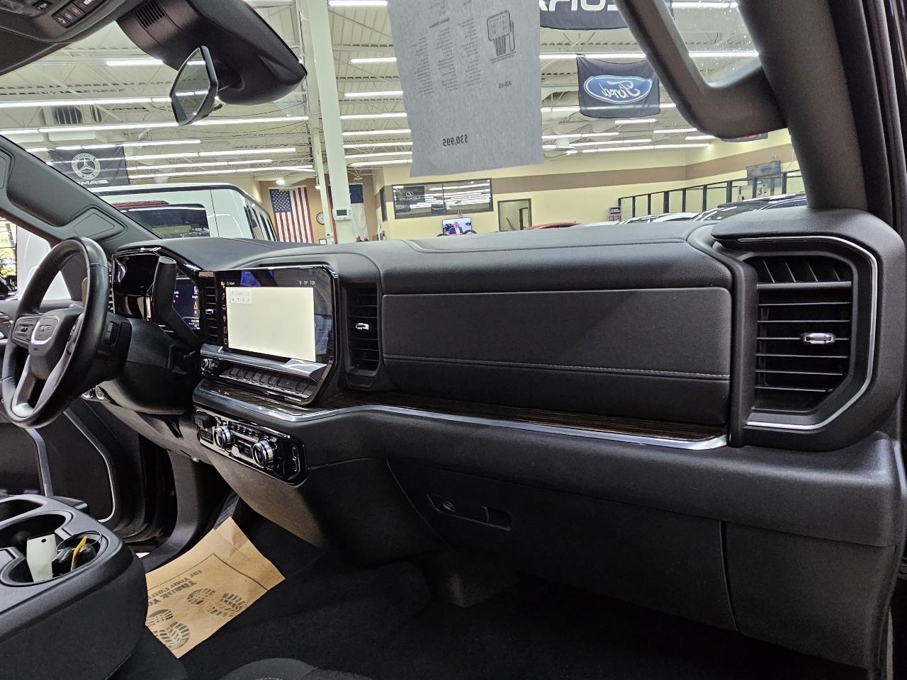GMC Sierra 1500 Elevation Crew Cab 2WD 2023