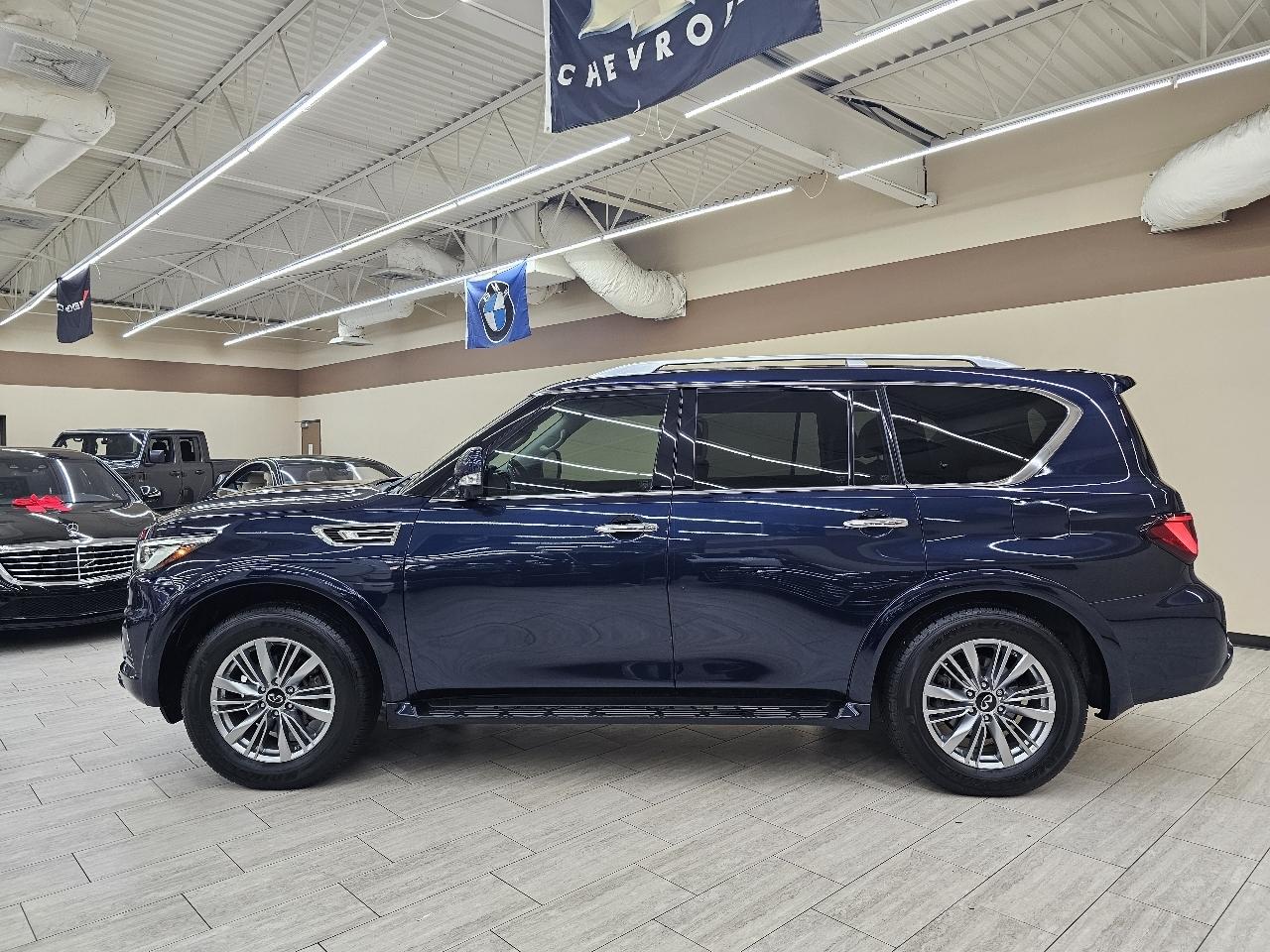 Infiniti QX80 LUXE 2021