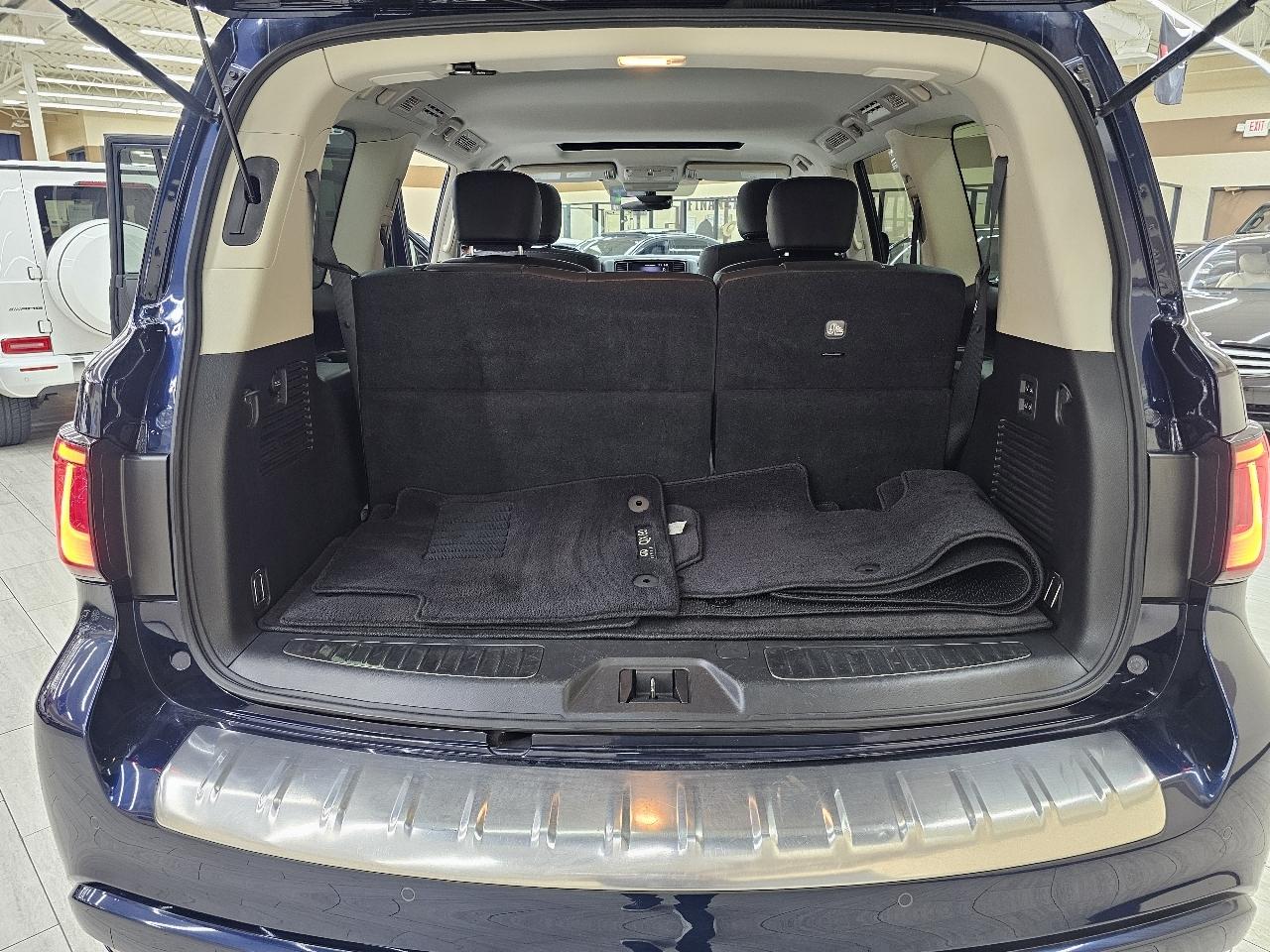 Infiniti QX80 LUXE 2021
