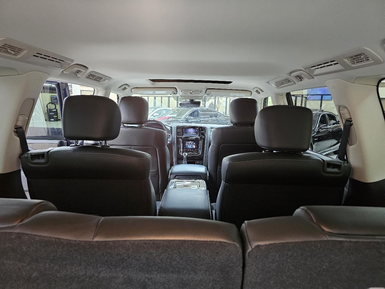 Infiniti QX80 LUXE 2021
