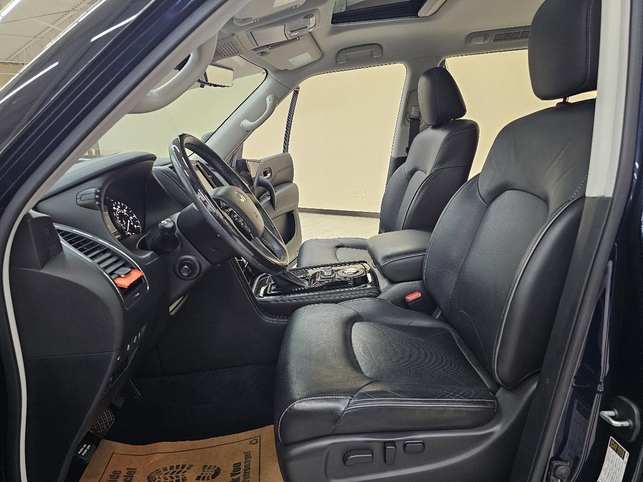 Infiniti QX80 LUXE 2021