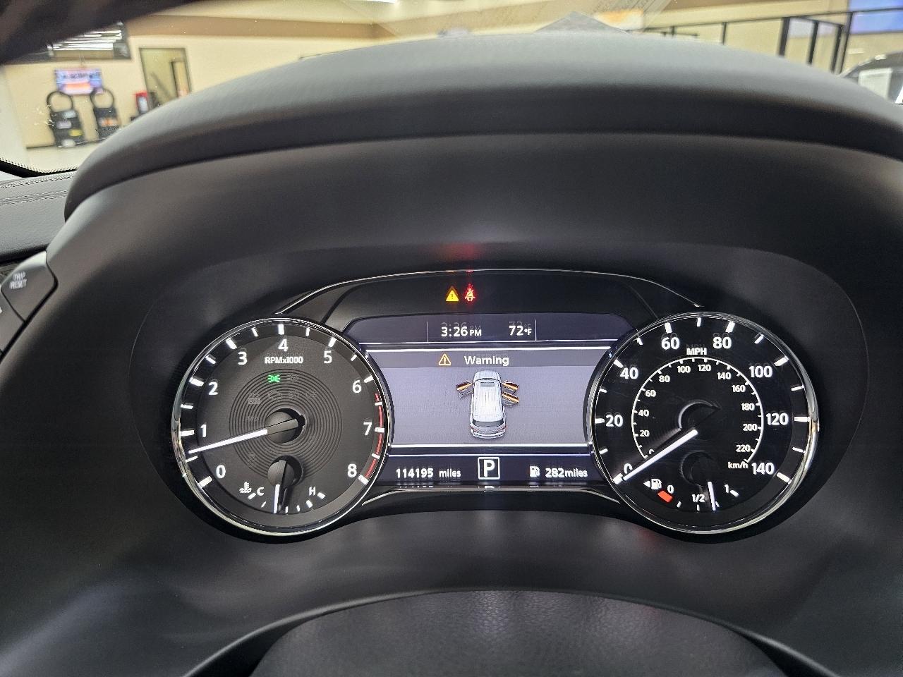 Infiniti QX80 LUXE 2021