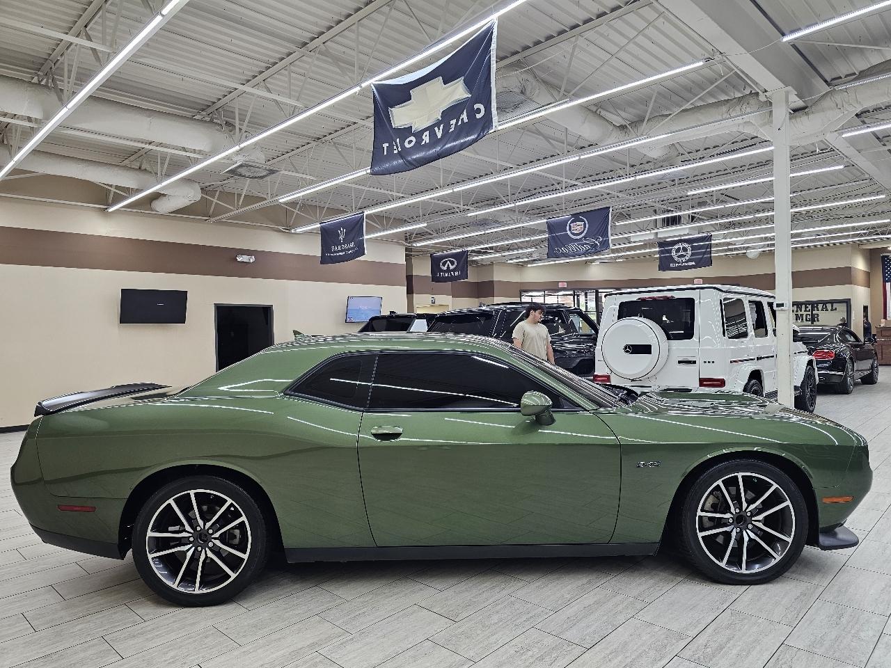 Dodge Challenger R/T Plus 2023