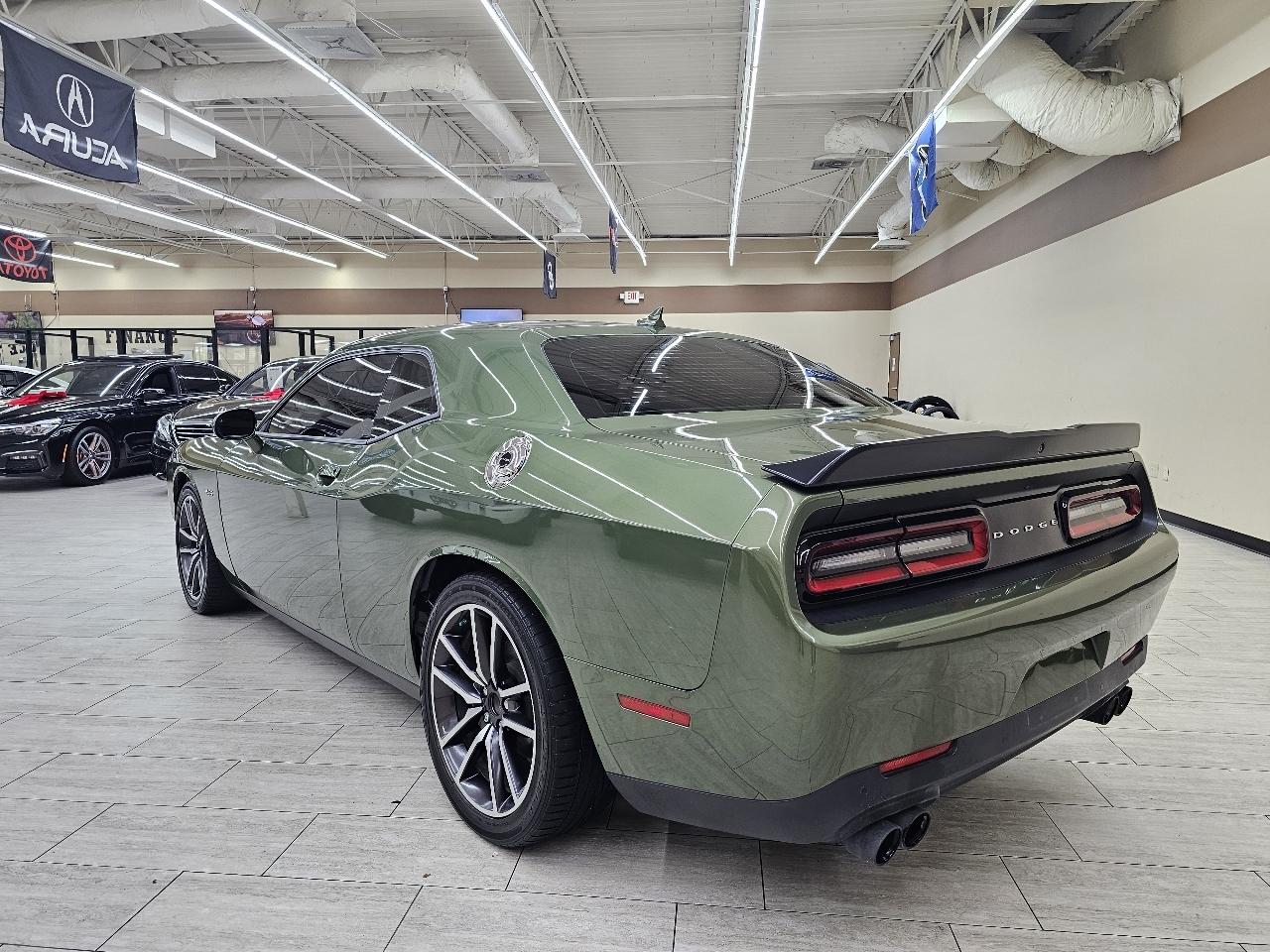 Dodge Challenger R/T Plus 2023