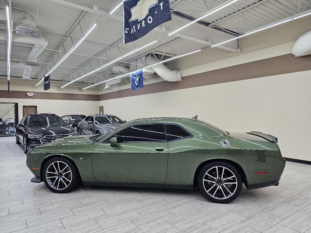 Dodge Challenger R/T Plus 2023