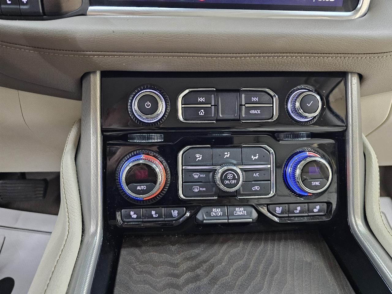 GMC Yukon Denali 2WD 2021