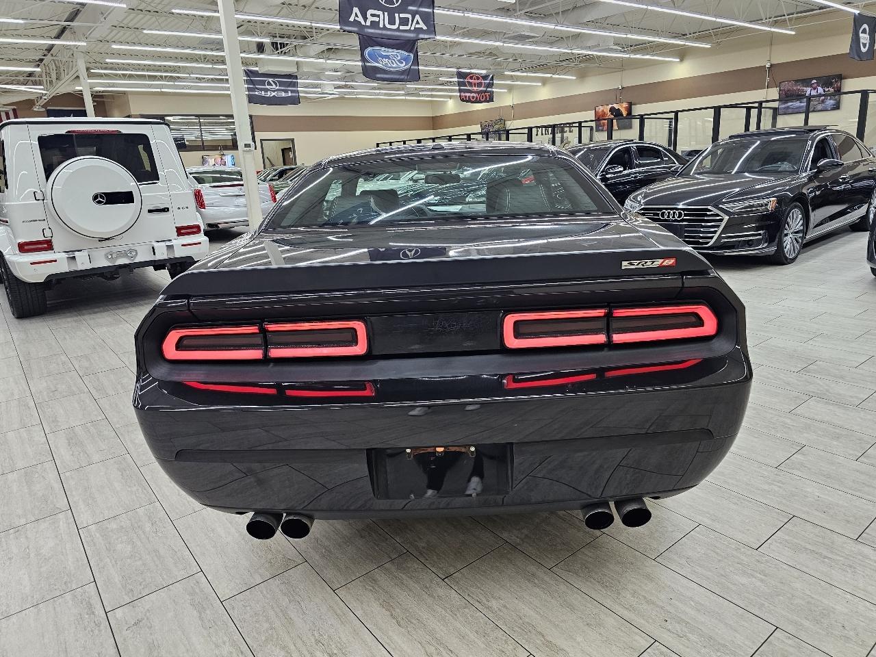 Dodge Challenger SRT8 2010