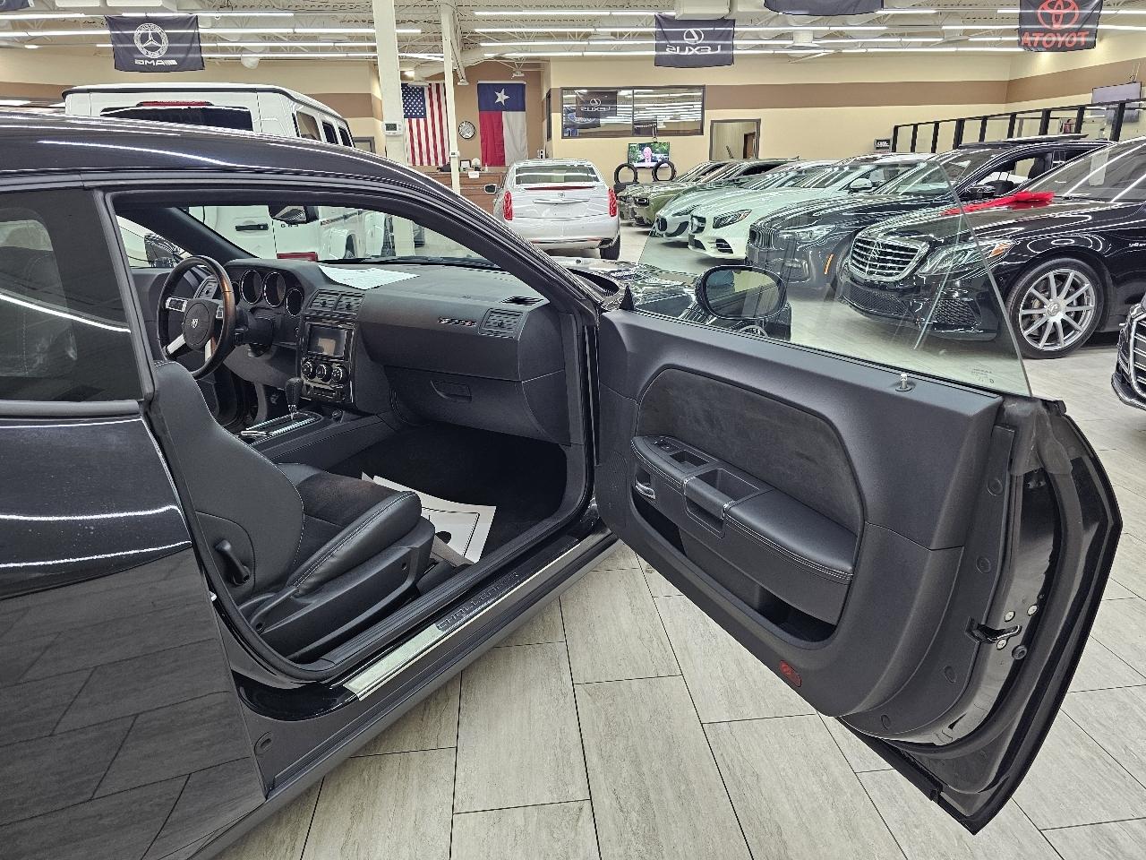 Dodge Challenger SRT8 2010