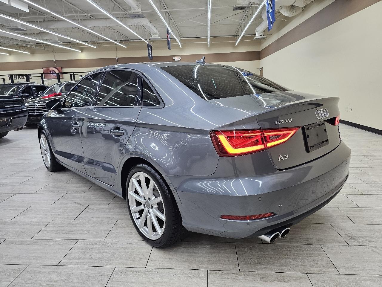 Audi A3  2016