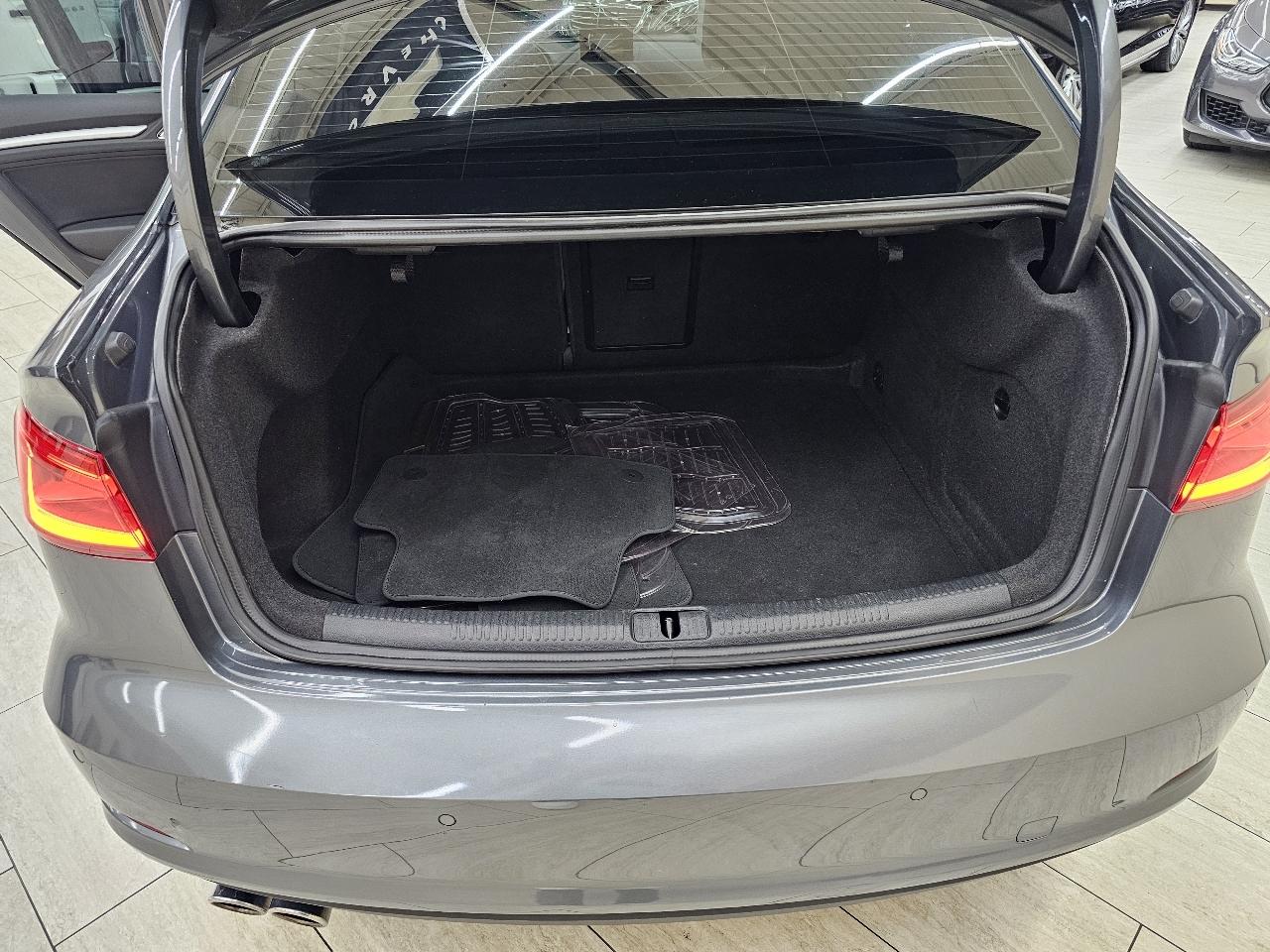 Audi A3  2016