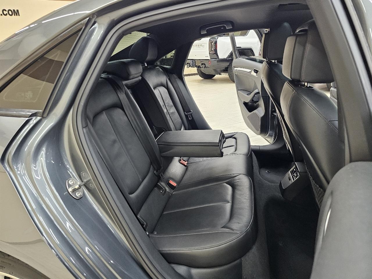 Audi A3  2016