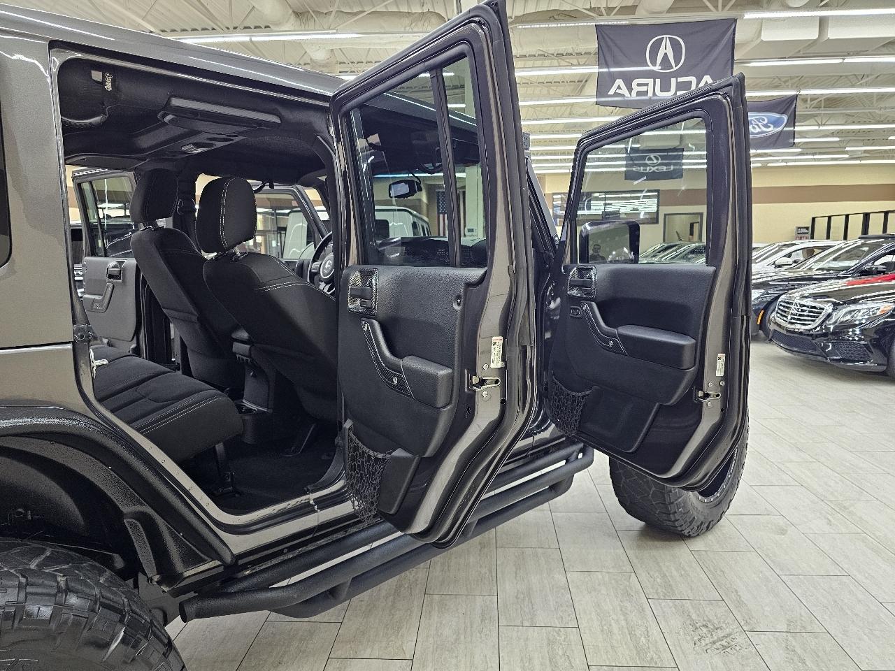 Jeep Wrangler Unlimited Rubicon 4WD 2016