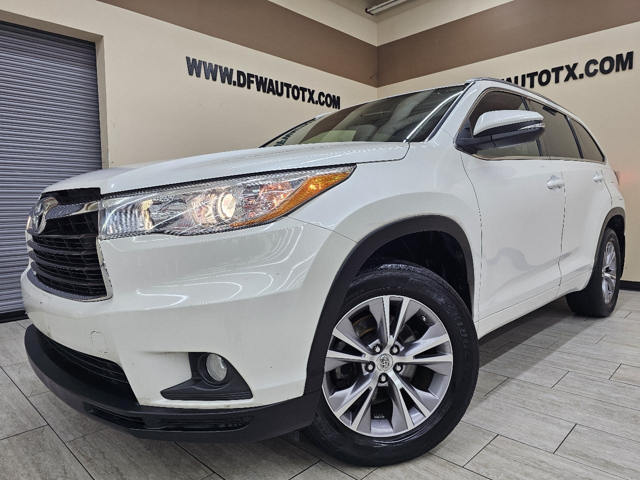 Toyota Highlander XLE AWD V6 2015