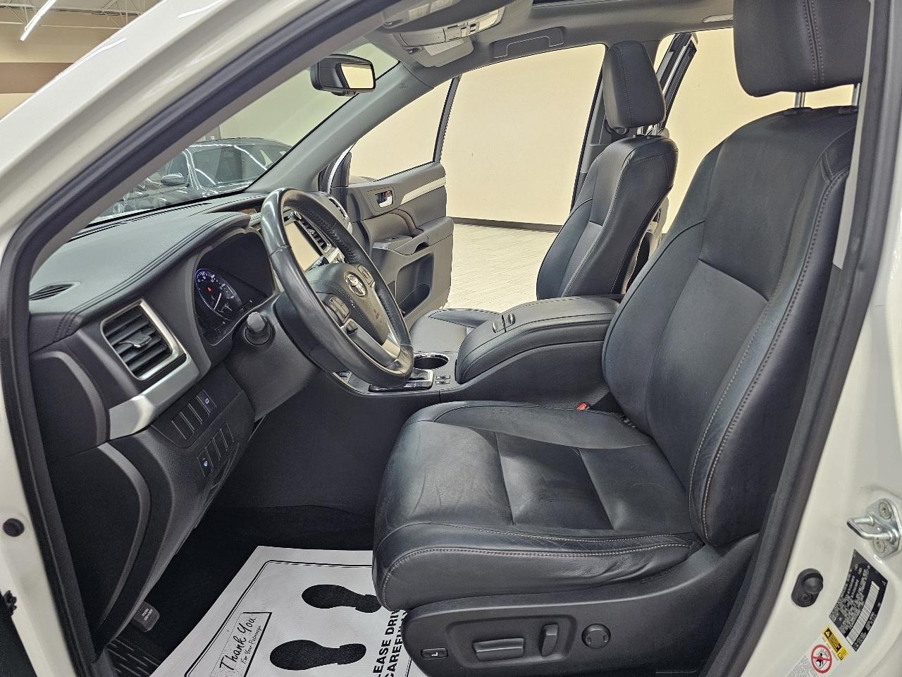 Toyota Highlander XLE AWD V6 2015
