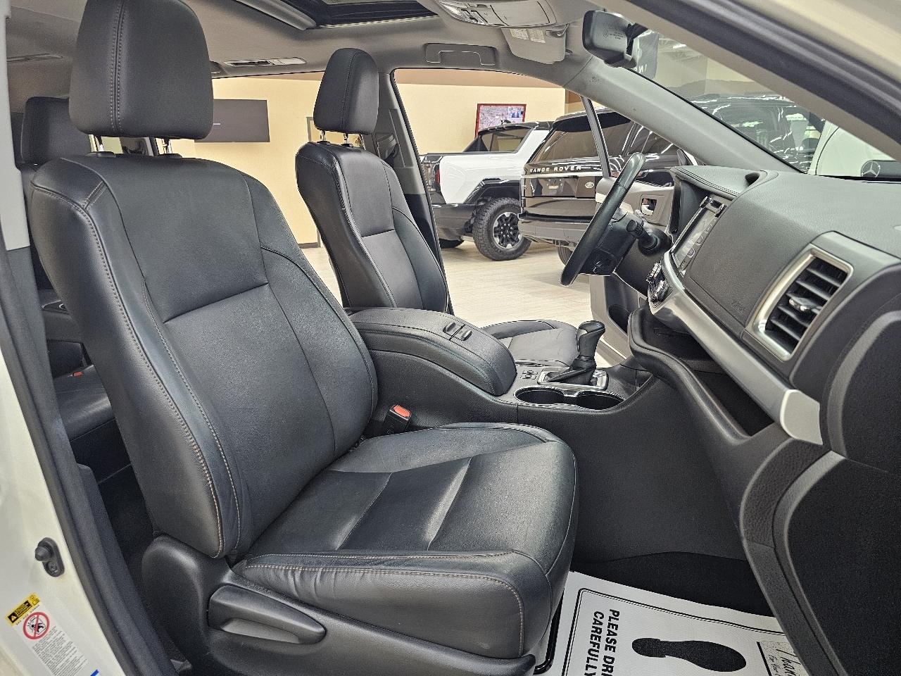 Toyota Highlander XLE AWD V6 2015
