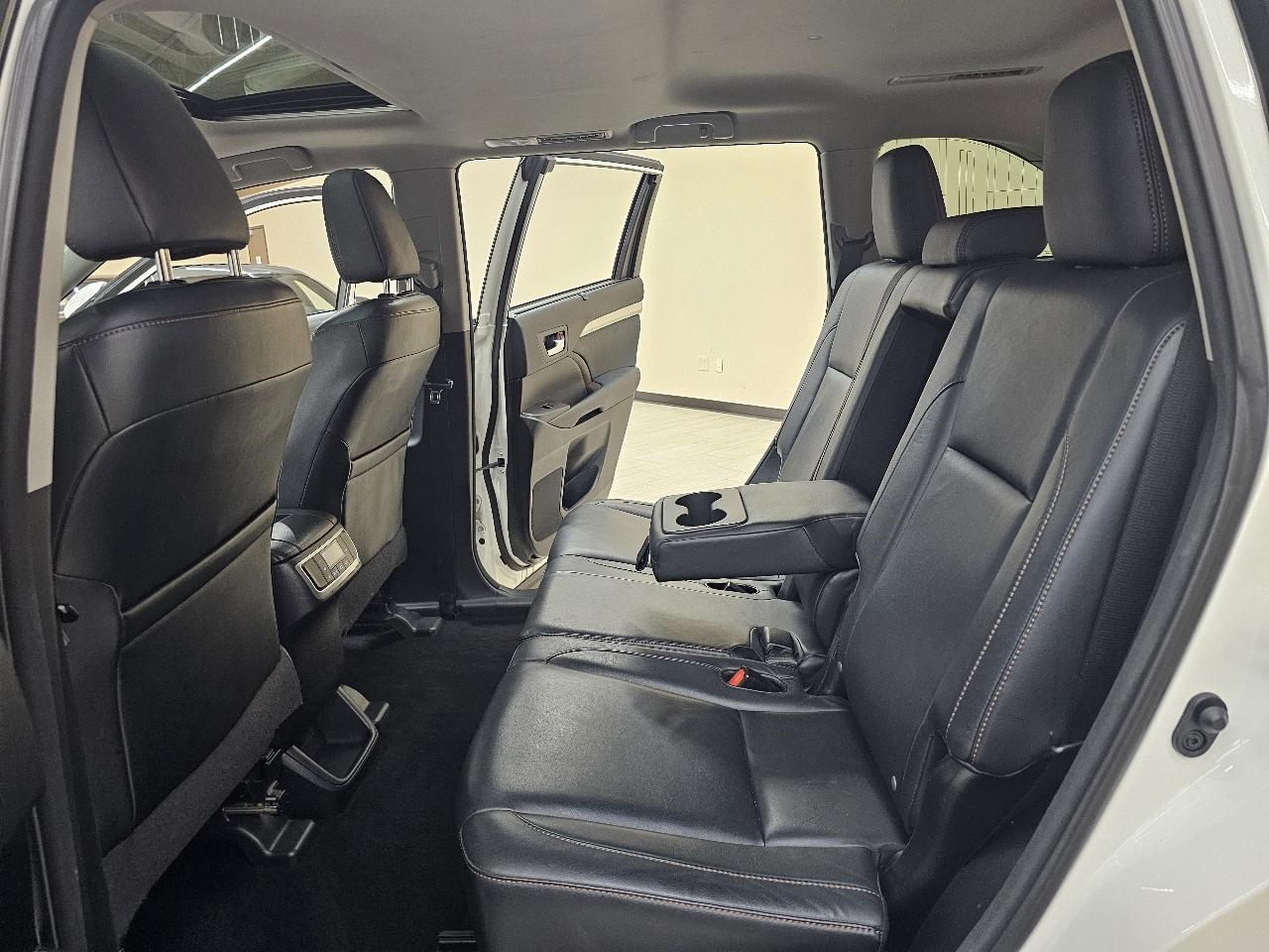 Toyota Highlander XLE AWD V6 2015