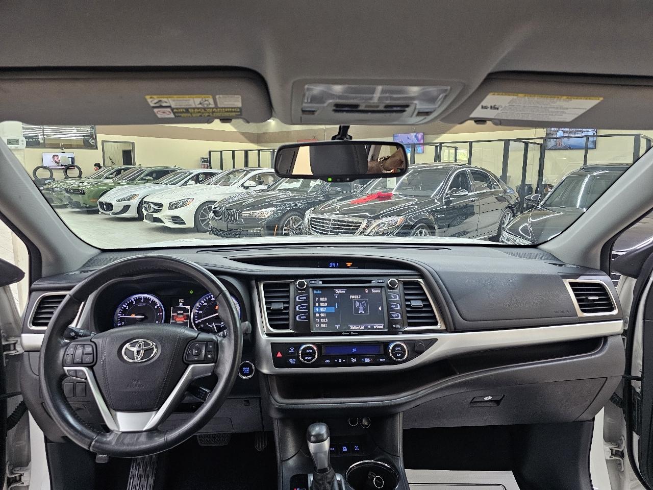 Toyota Highlander XLE AWD V6 2015