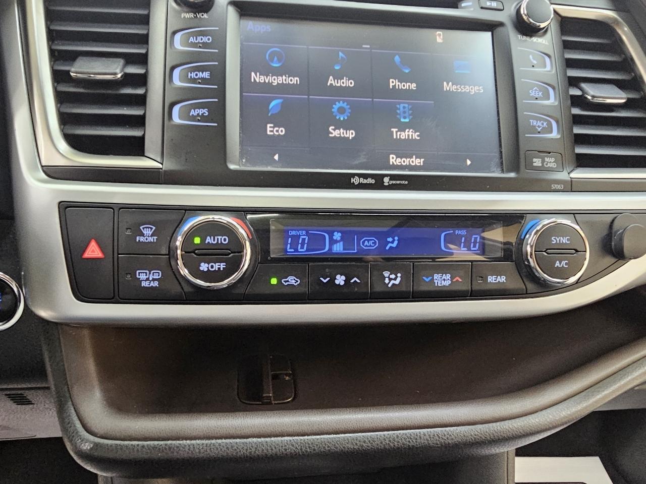 Toyota Highlander XLE AWD V6 2015