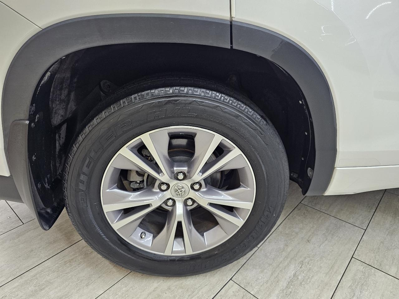 Toyota Highlander XLE AWD V6 2015