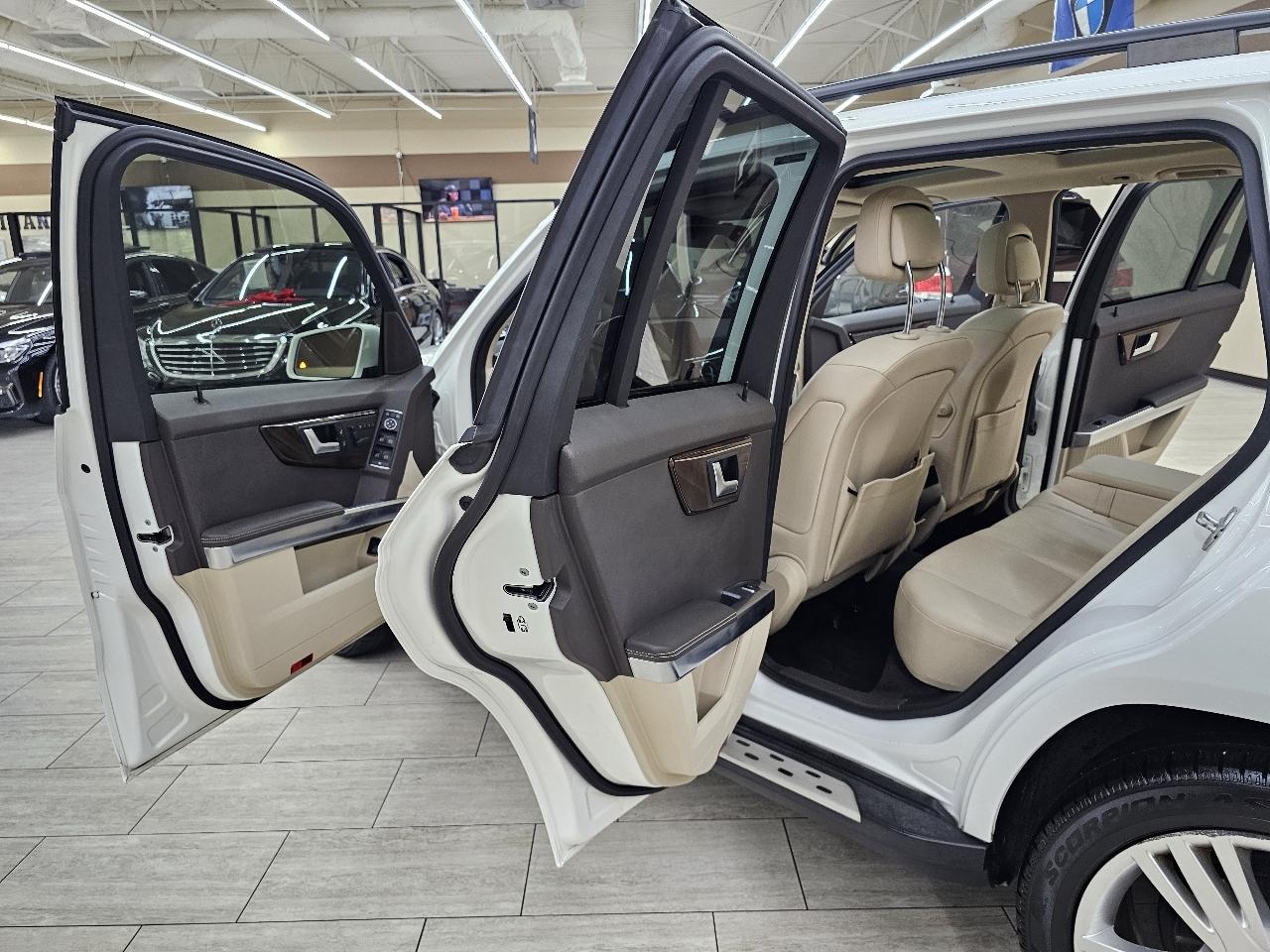 Mercedes-Benz GLK-Class GLK350 4MATIC 2014
