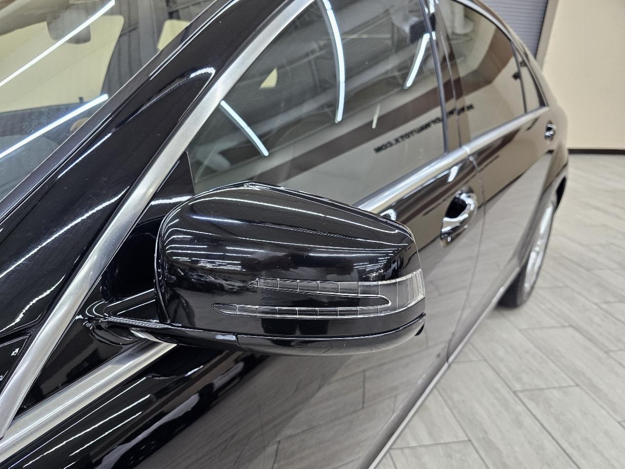 Mercedes-Benz S-Class S550 4-MATIC 2010