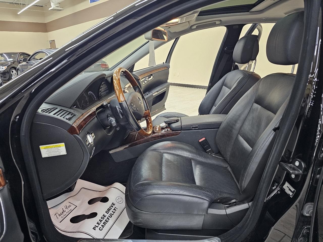 Mercedes-Benz S-Class S550 4-MATIC 2010