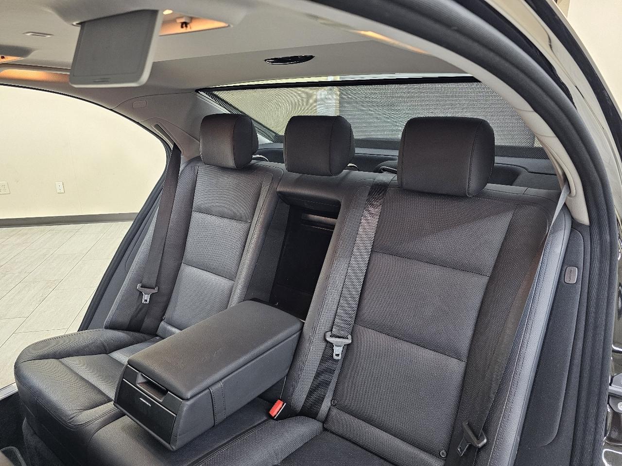 Mercedes-Benz S-Class S550 4-MATIC 2010