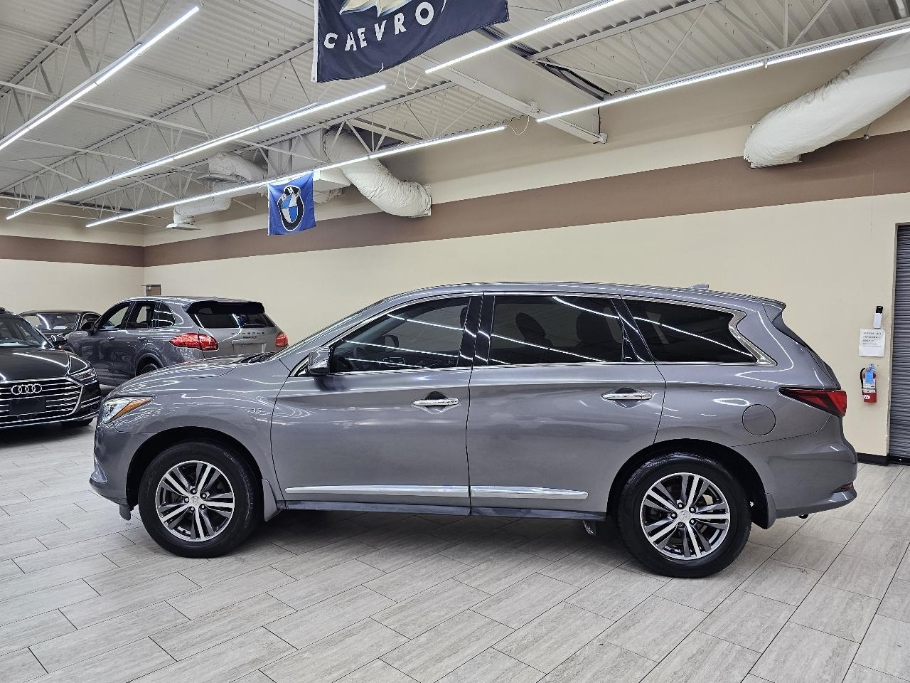 Infiniti QX60 PURE 2020