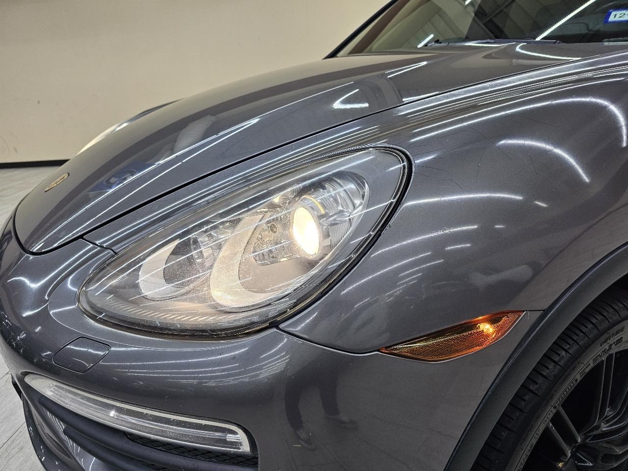 Porsche Cayenne S 2011