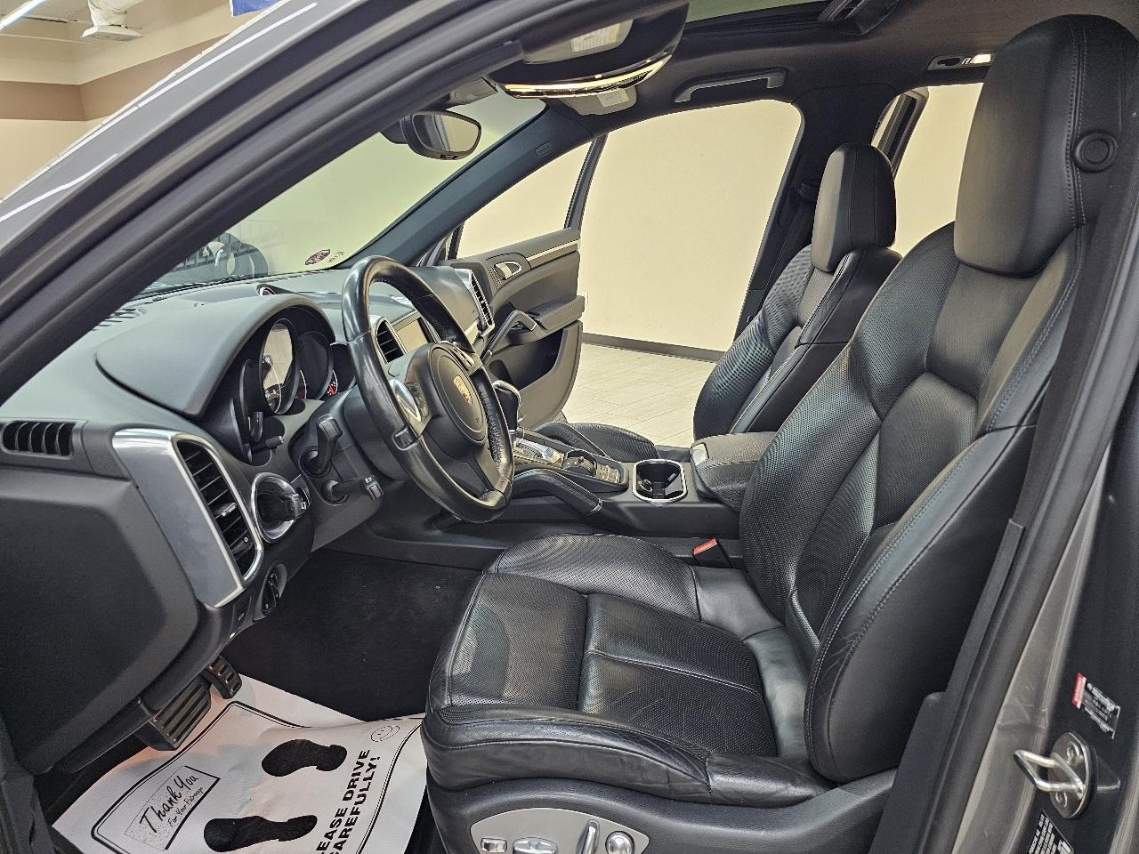 Porsche Cayenne S 2011