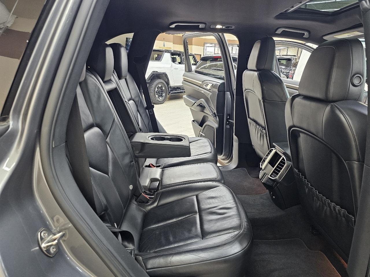 Porsche Cayenne S 2011