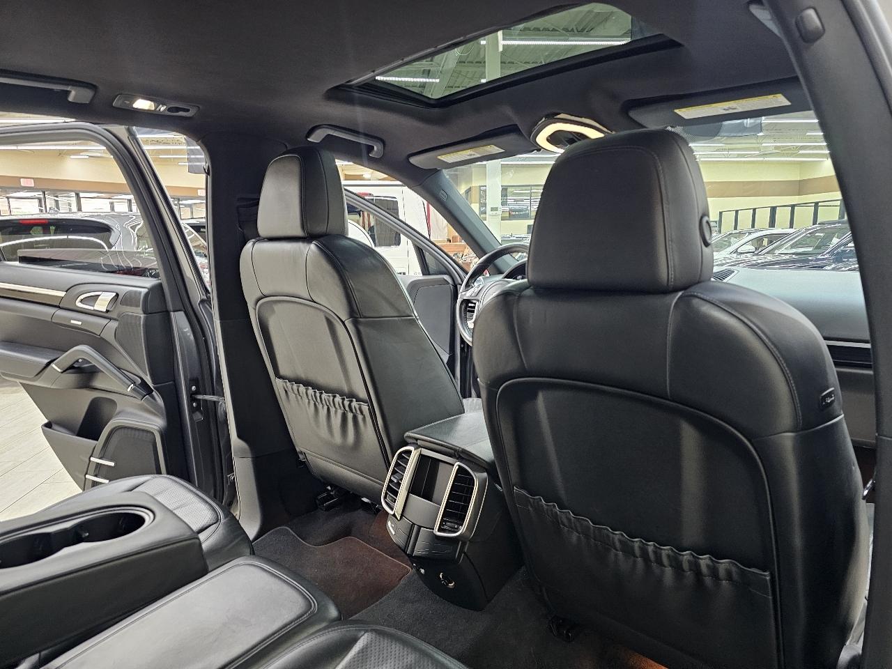 Porsche Cayenne S 2011