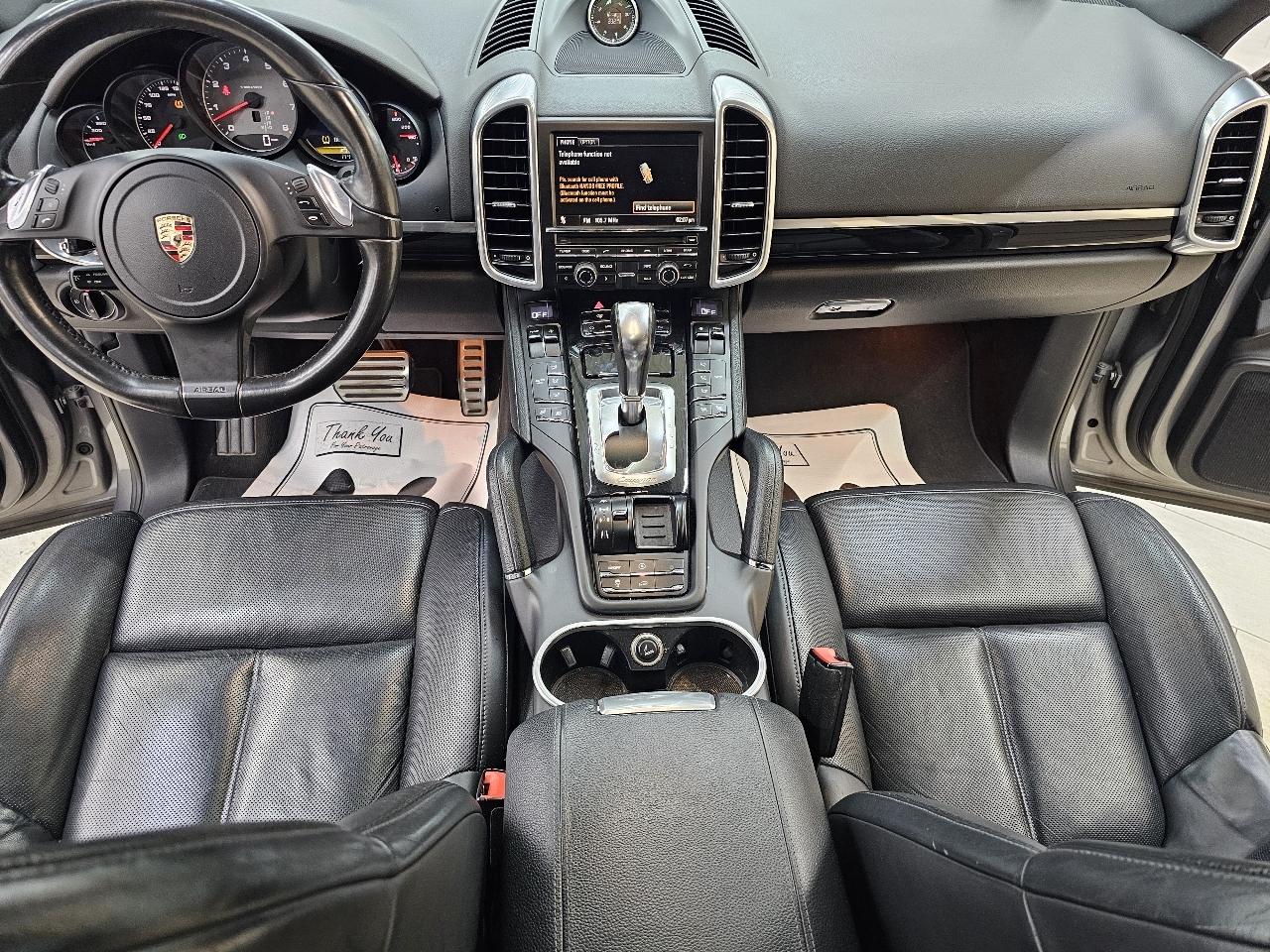 Porsche Cayenne S 2011