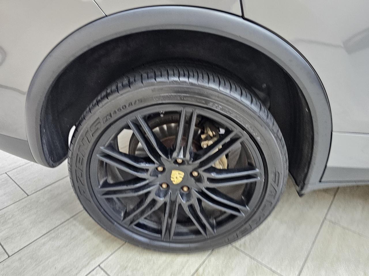 Porsche Cayenne S 2011