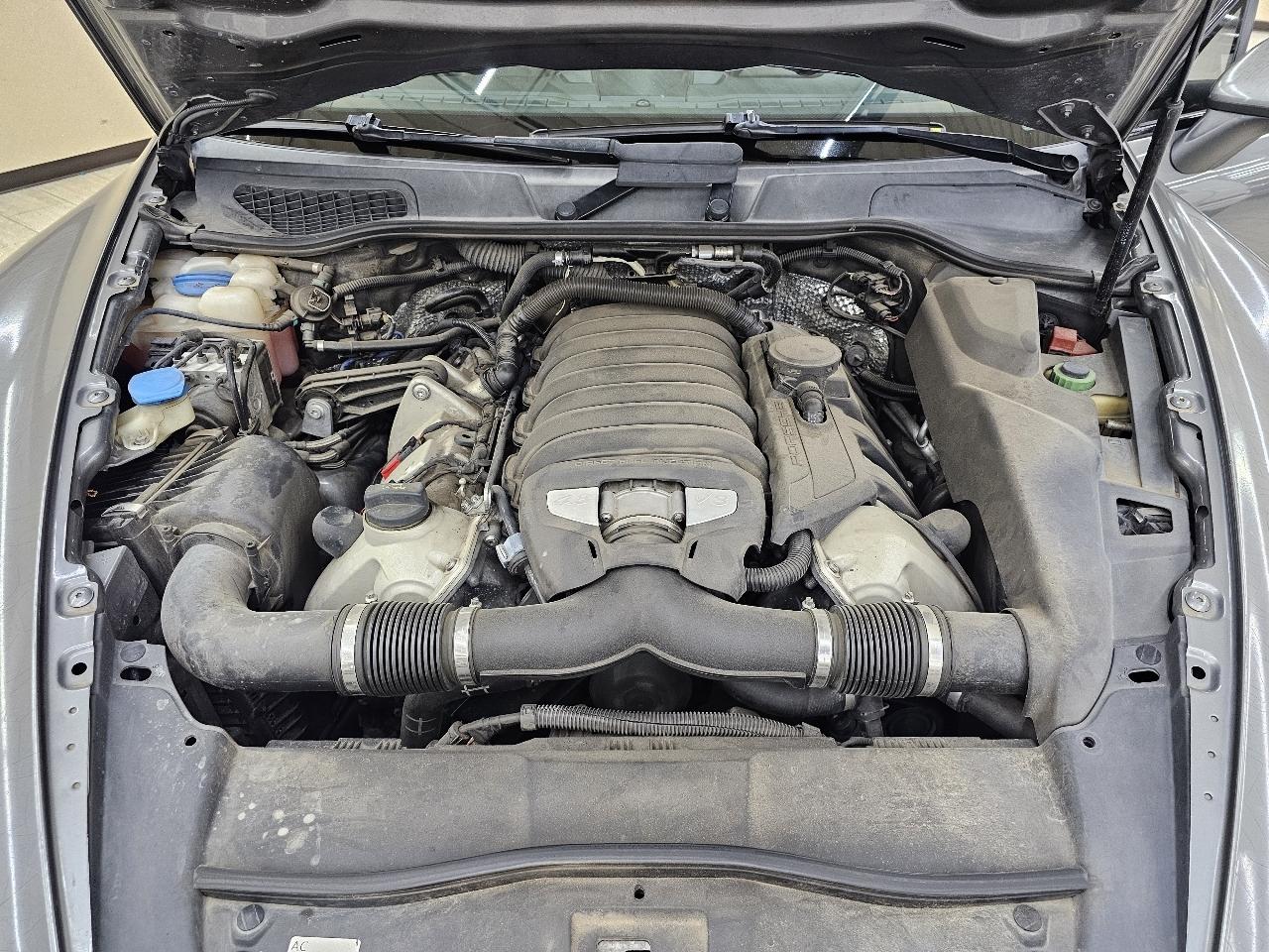Porsche Cayenne S 2011